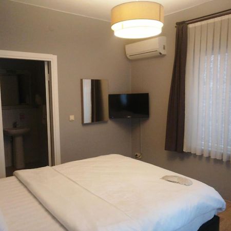 Armoni City Otel Kadikoey Istanboel Buitenkant foto